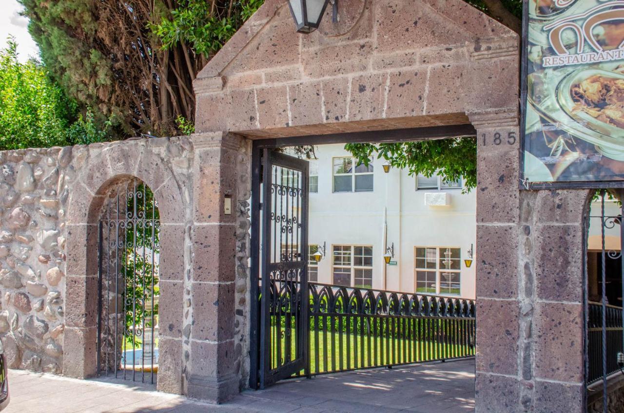 Hotel O Puente San Juan del Río Екстериор снимка