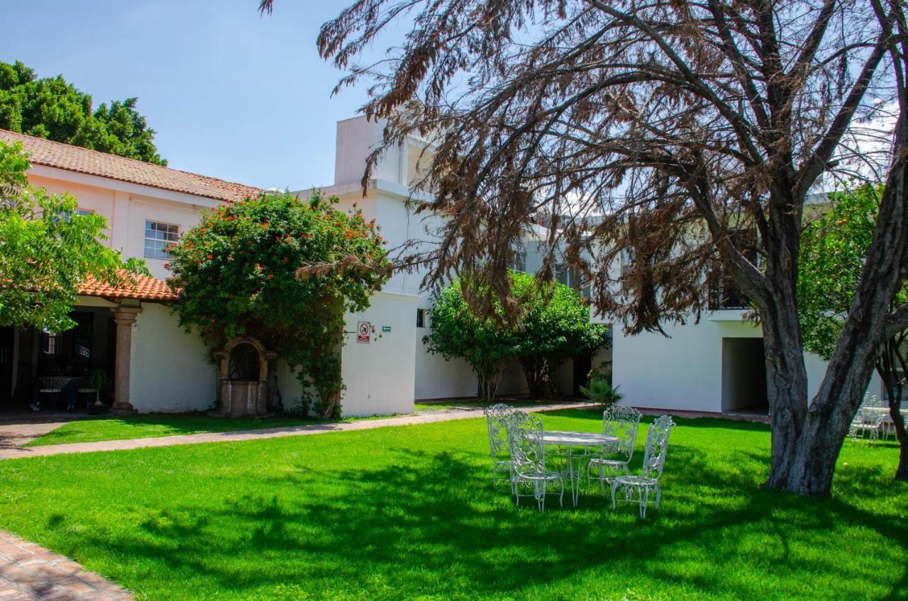 Hotel O Puente San Juan del Río Екстериор снимка