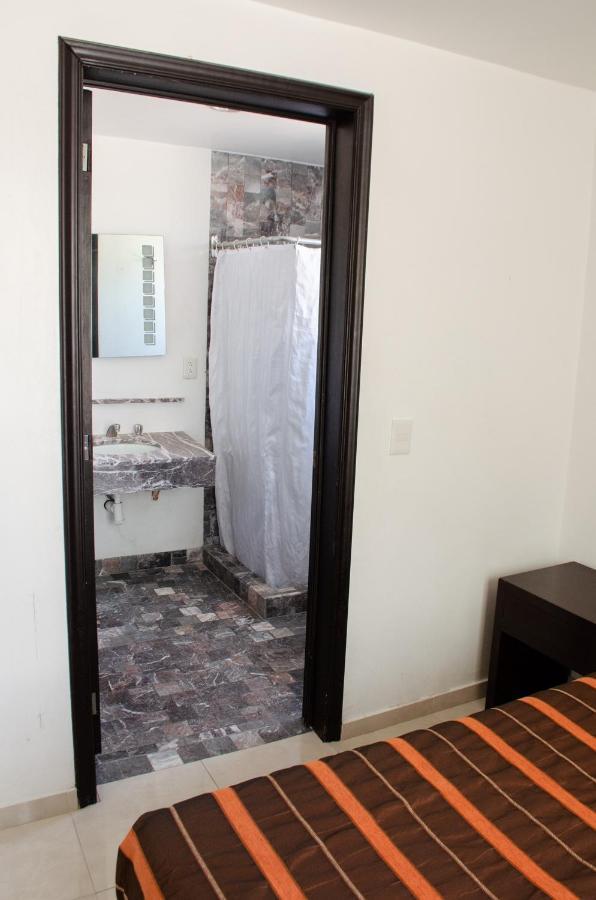 Hotel O Puente San Juan del Río Екстериор снимка