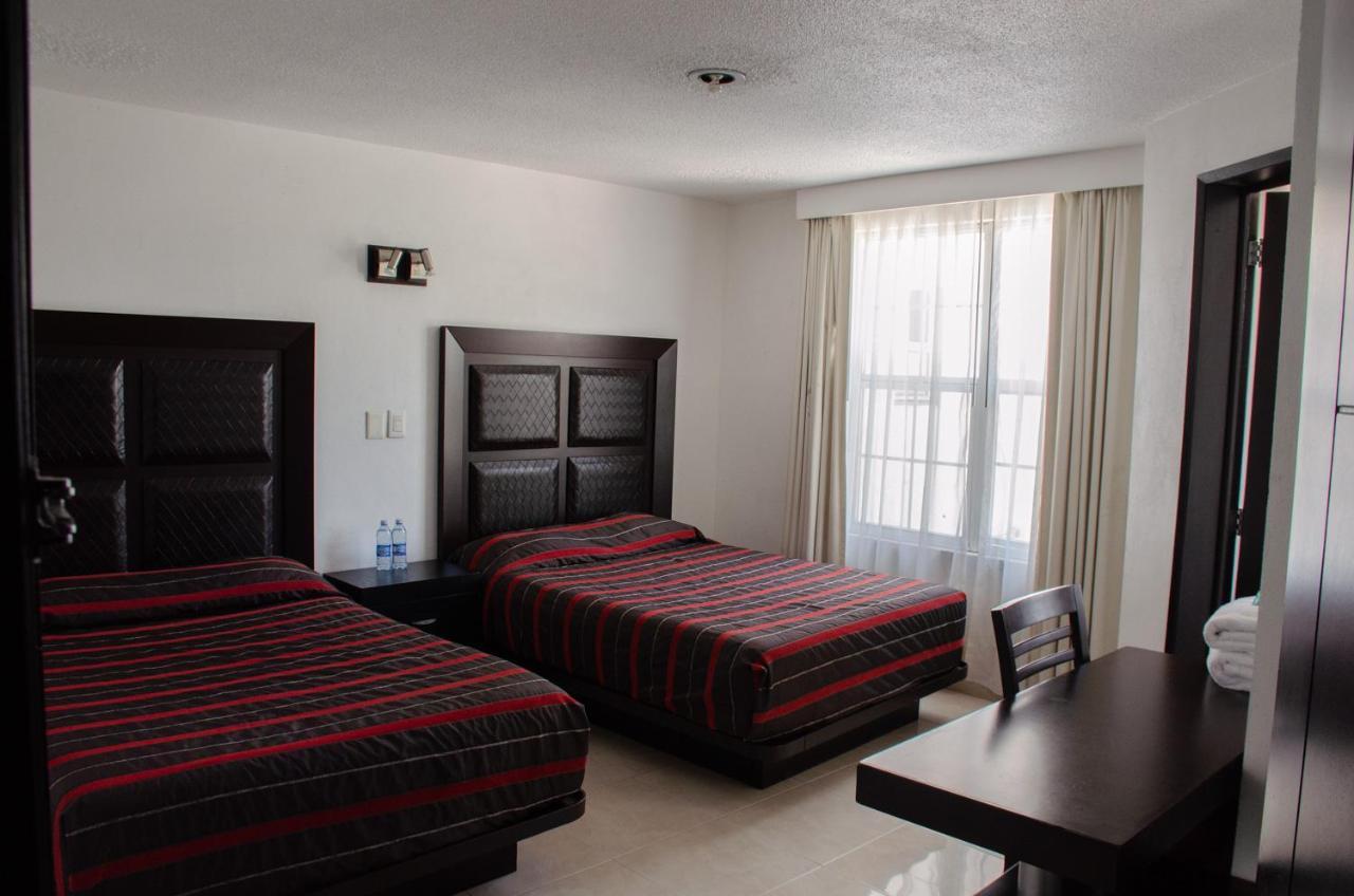 Hotel O Puente San Juan del Río Екстериор снимка