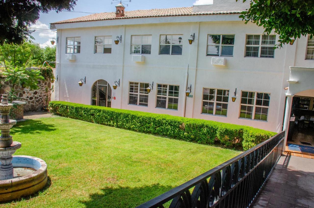 Hotel O Puente San Juan del Río Екстериор снимка