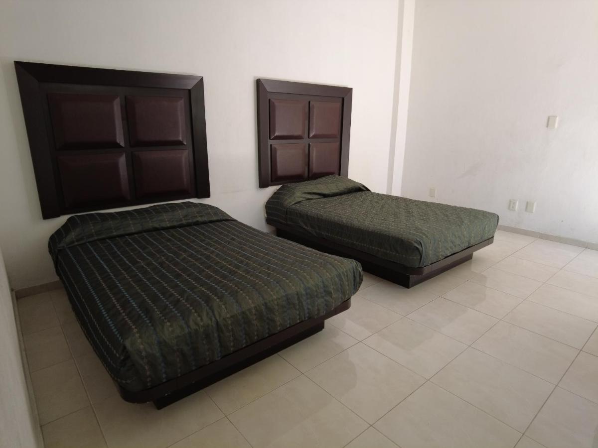 Hotel O Puente San Juan del Río Екстериор снимка