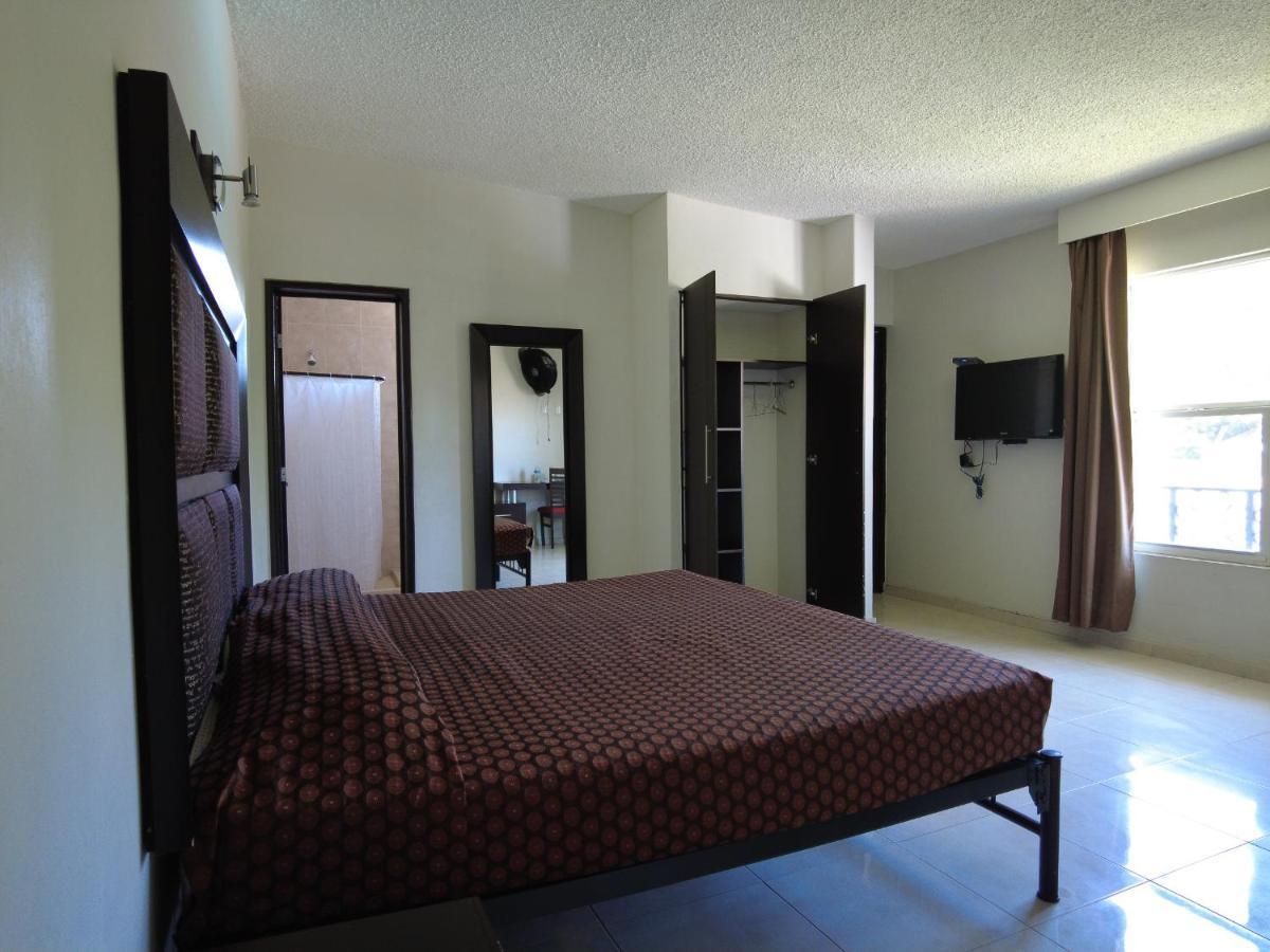 Hotel O Puente San Juan del Río Екстериор снимка