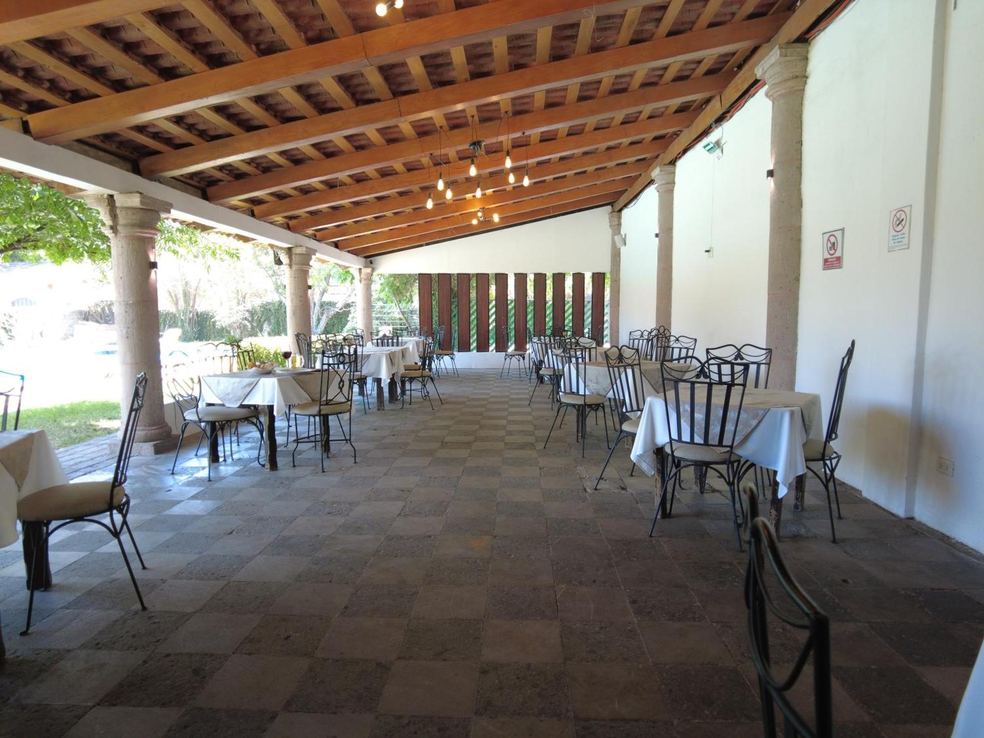 Hotel O Puente San Juan del Río Екстериор снимка