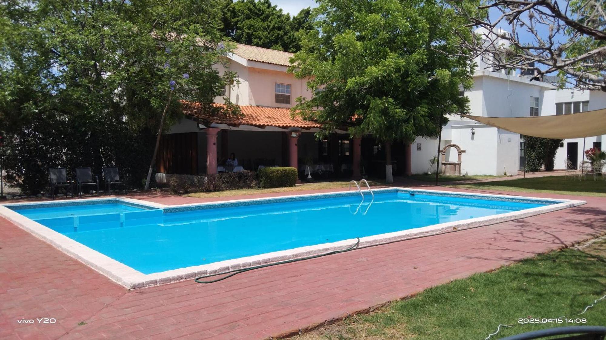 Hotel O Puente San Juan del Río Екстериор снимка